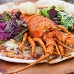 Nikmati Pizza Lobster di Tepi Pantai Ocean Jimbaran