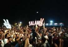 Konser Salam Dua Jari Bawa Berkah bagi 1000-an Pedagang Kecil di Gianyar