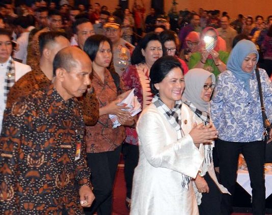 Iriana Jokowi Mengaku Baru Pertama Ikut Acara di Hotel Berbintang