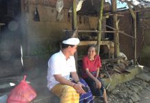 Kunjungi Lansia Miskin di Dusun Gembalan, Bupati Klungkung Pastikan Dapat Bedah Rumah