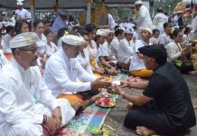 Pemkab Klungkung Muspayang Penganyar di Pura Besakih