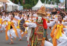 Tari Kolosal Telek Jumpai Tandai Pembukaan Festival Semarapura ke-IV