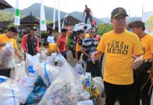 Wujudkan Desa Wisata Besan, Bupati Klungkung Pimpin Perburuan Sampah Plastik