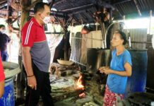 Tinjau Proses Produksi, Wabup Klungkung Berikan Semangat Petani Arak Tradisional Besan