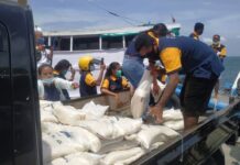 PENA NTT Bali Distribusi Bantuan Kemanusiaan Senilai Rp 50 Juta ke Pengungsi Lembata