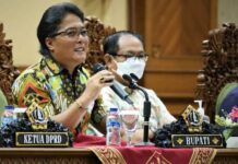 Selama PPKM, Pemkab Badung Beri Bantuan Stimulus Tunai Rp. 300 Ribu per KK