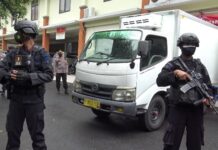 Polda Bali Kawal Pengamanan Distribusi Vaksin Covid-19 Tahap III