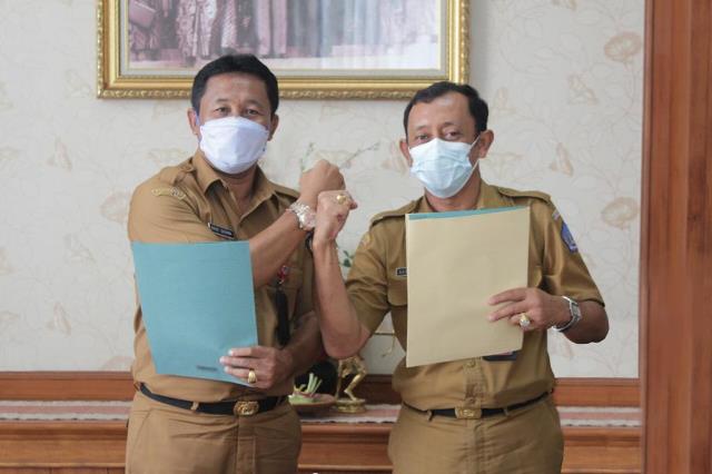 Kadisdukcapil dan Kepala Bapenda (2)