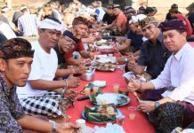 Tindak Lanjut Usulan WBTB, Bupati Klungkung Hadiri Tradisi “Megibung dan Meprani”