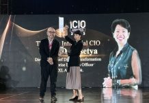 Direktur XL Axiata dan XL HOME Raih Penghargaan Bergengsi