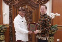 Wakil Dubes Inggris Matthew Downing Tawarkan Peluang Kerja Sama