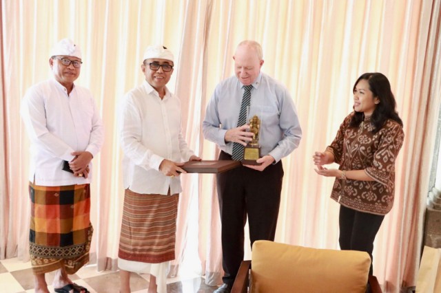 IMG-20251101-WA0045_copy_640x426