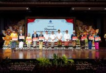 Perkuat SDM Bali Unggul, Gubernur Koster Jalankan Program Satu Keluarga Satu Sarjana 2025