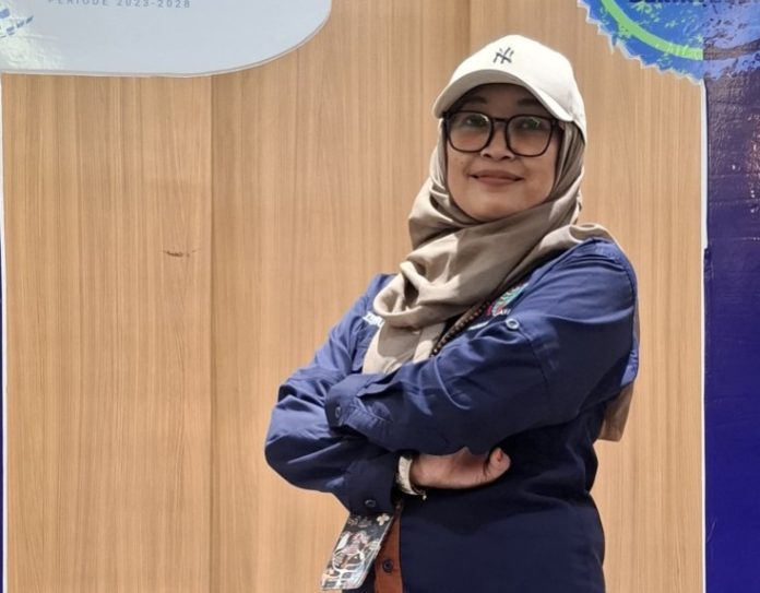 Ketua IWO Bali, Tri Widiyanti