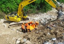 Proyek di Ungasan Longsor, Basarnas Turunkan Alat Berat Evakuasi Korban